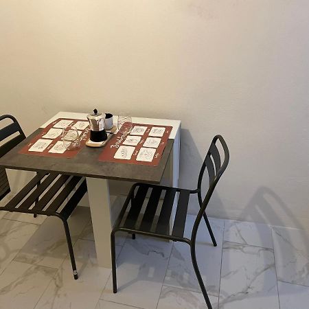 Mory&Clary Cave Palese Airport Bed & Breakfast Bari Eksteriør bilde