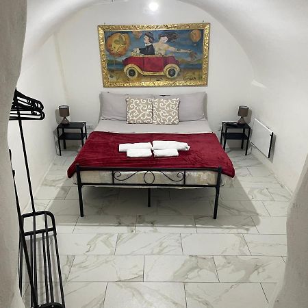 Mory&Clary Cave Palese Airport Bed & Breakfast Bari Eksteriør bilde
