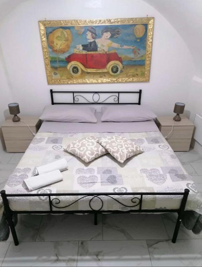 Mory&Clary Cave Palese Airport Bed & Breakfast Bari Eksteriør bilde